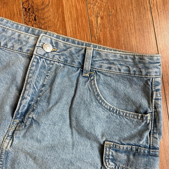 H&M NWT Jean skirt - Picture 5 of 9